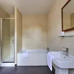 فندق مبيت وإفطار The Gillygate Pub