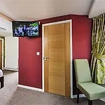 فندق مبيت وإفطار The Gillygate Pub 3*