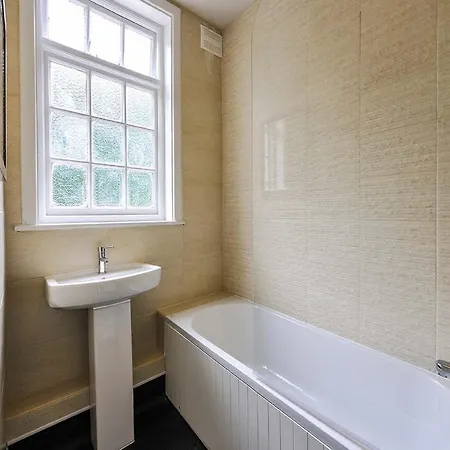 The Gillygate Pub Bed & Breakfast