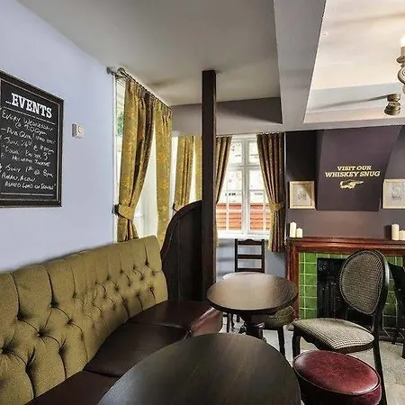 Bed and breakfast The Gillygate Pub 3*