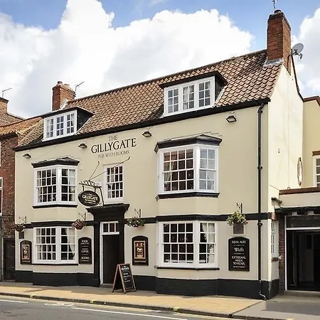 Panzió The Gillygate Pub